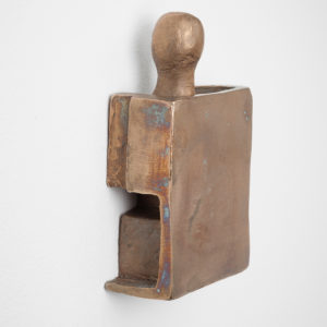 Carlos Alfonso, The meeting of two separate pieces, Bronze, 10 x 5 cm, 2018